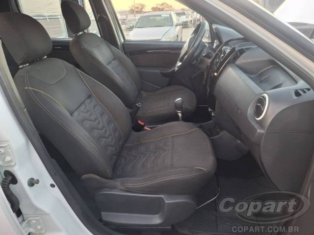 2020 RENAULT DUSTER 