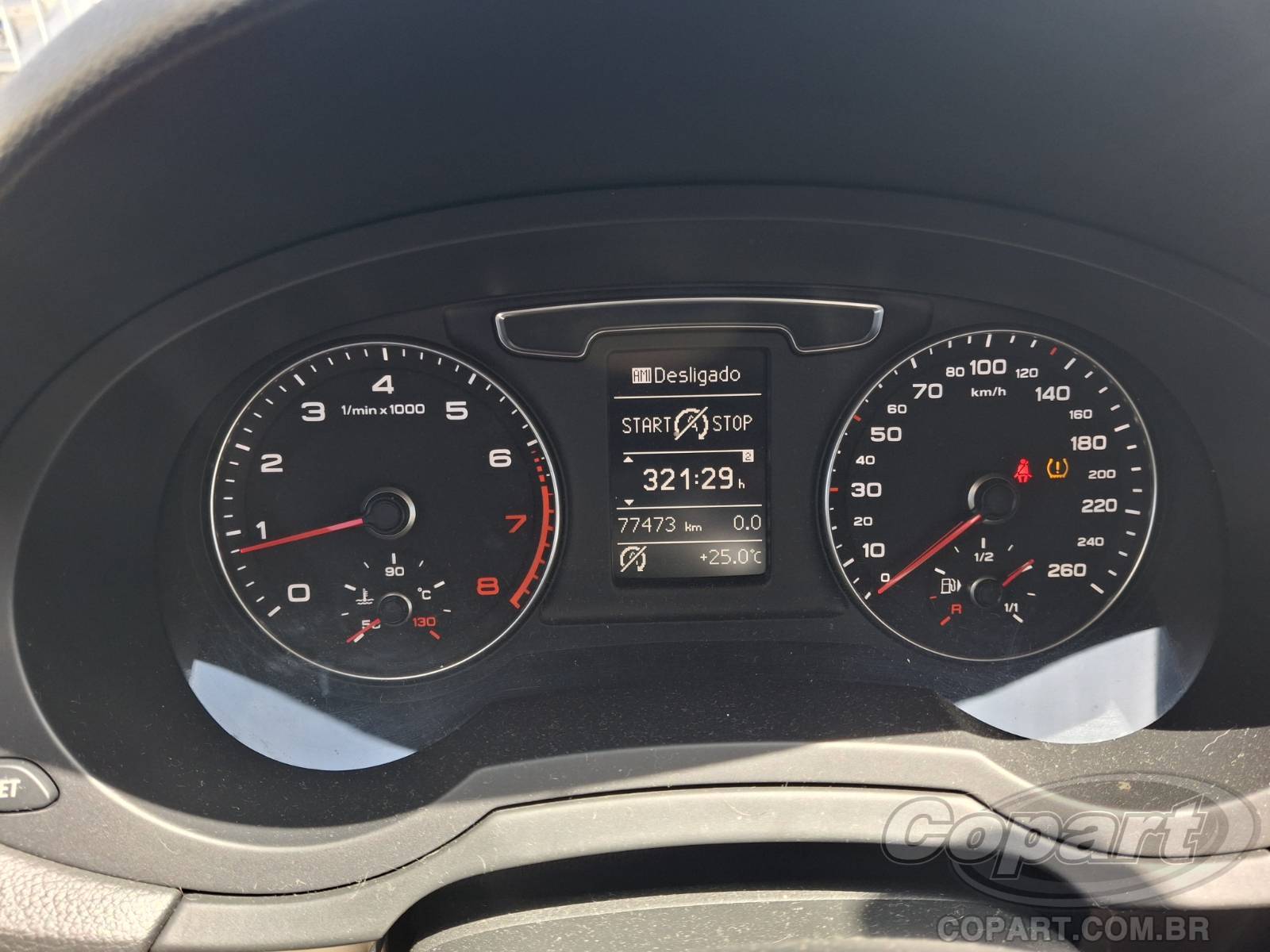Foto 8 de 10: 2017 AUDI Q3