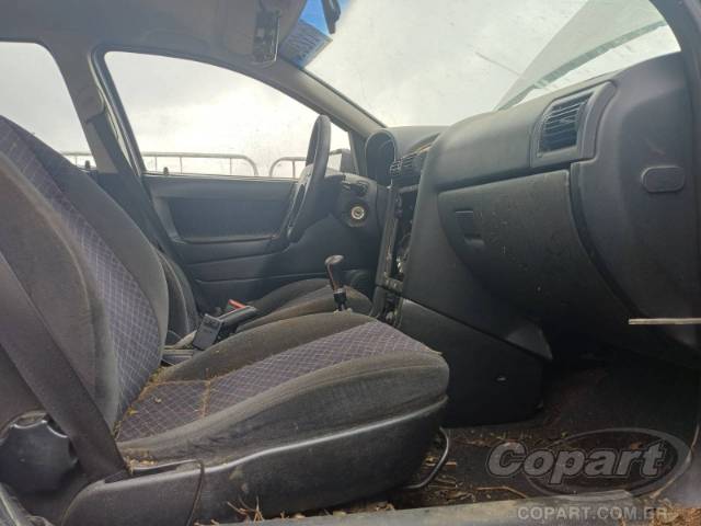 2000 CHEVROLET ASTRA SEDAN 