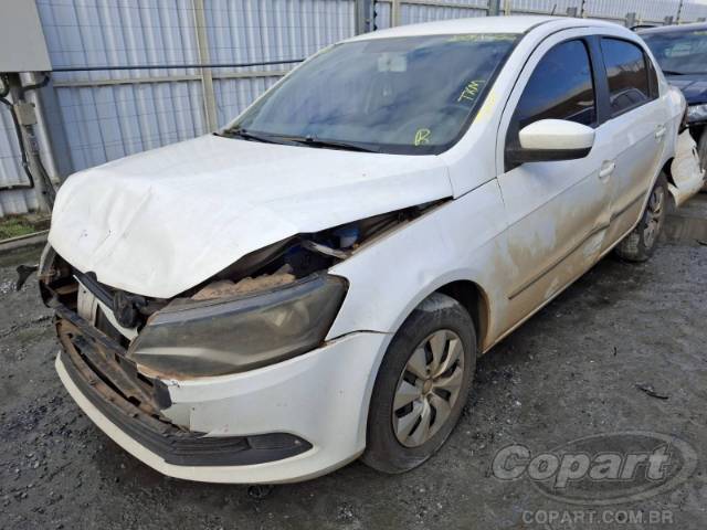 2013 VOLKSWAGEN VOYAGE 
