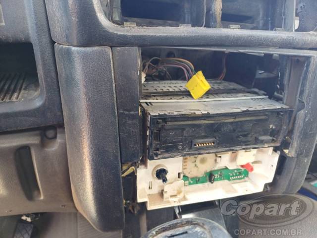 2013 VOLKSWAGEN DELIVERY 