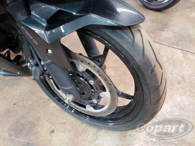 2025 KAWASAKI NINJA 500 