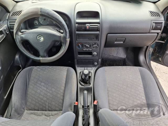 2001 CHEVROLET ASTRA 