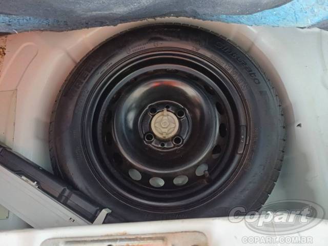 2017 FIAT MOBI 