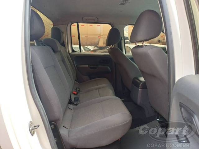 2015 VOLKSWAGEN AMAROK 