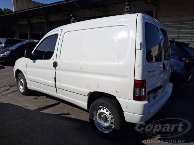 2022 PEUGEOT PARTNER FURGAO 