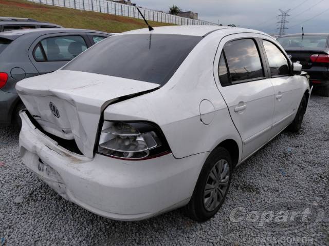2013 VOLKSWAGEN VOYAGE 