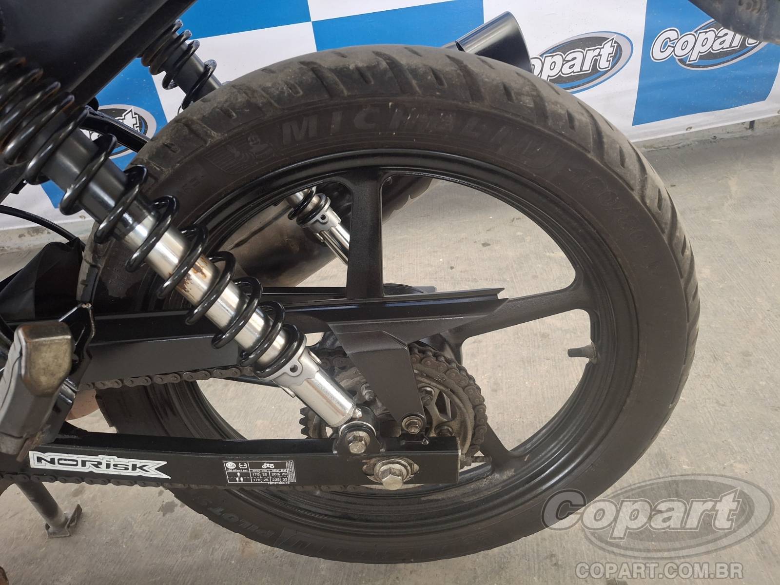 Foto 7 de 10: 2024 YAMAHA FAZER