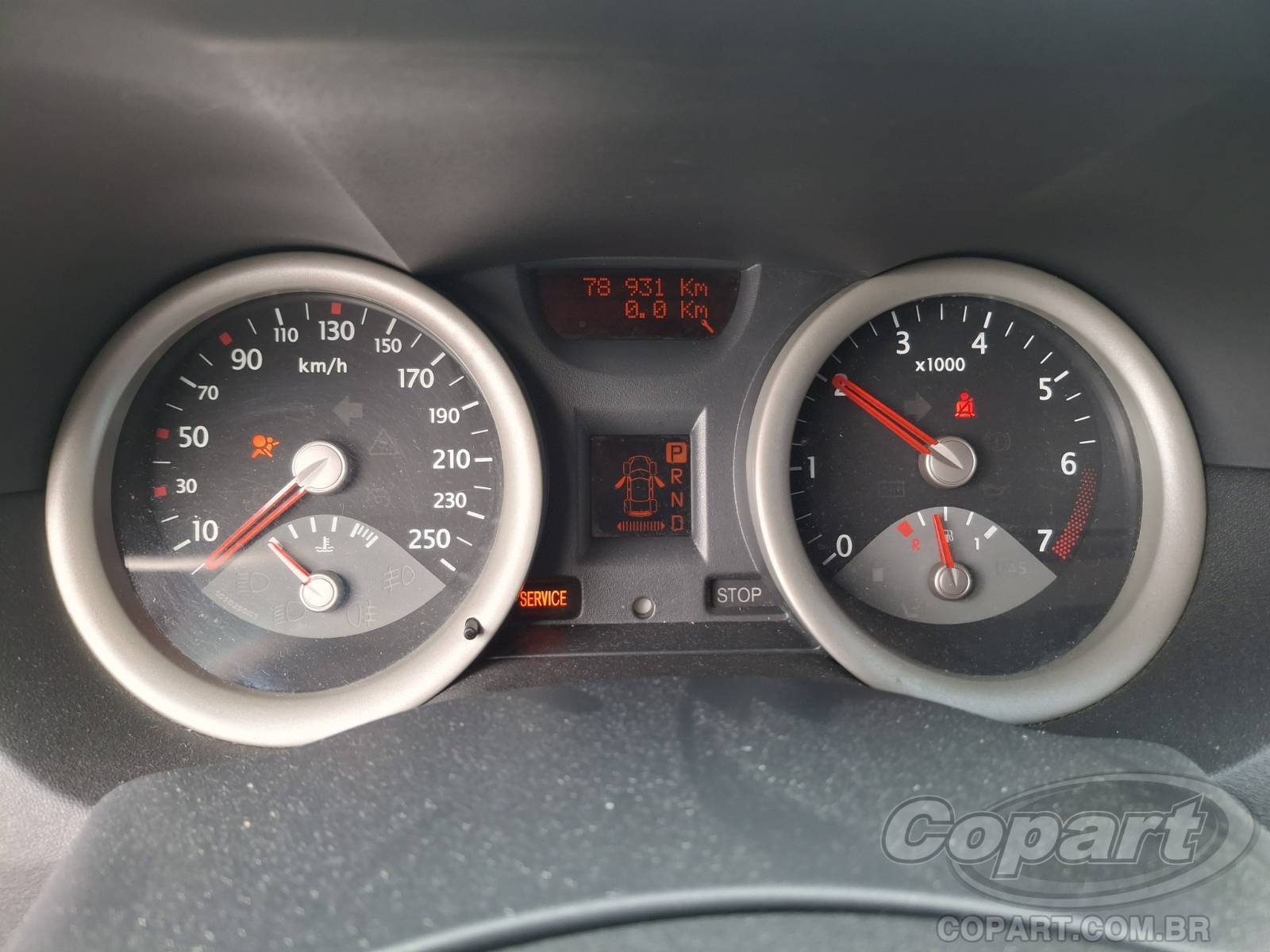 Foto 8 de 11: 2007 RENAULT MEGANE SEDAN