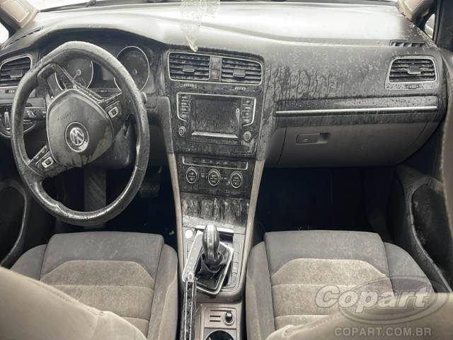 2015 VOLKSWAGEN GOLF 