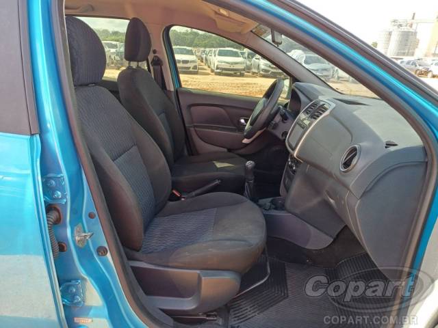 2015 RENAULT SANDERO 