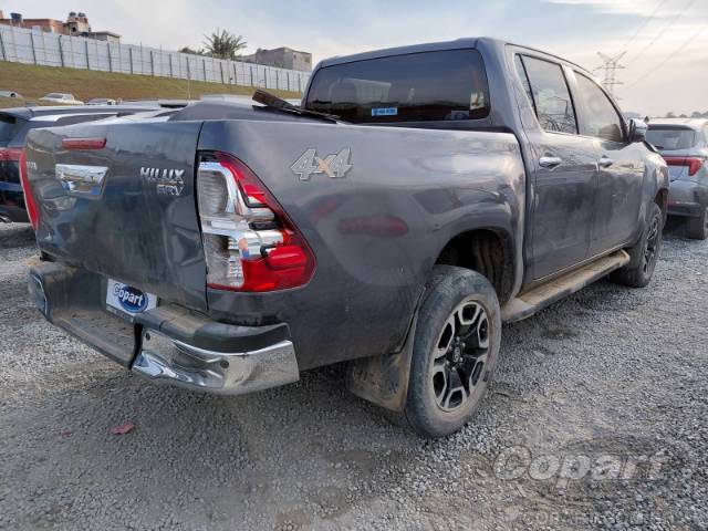 2021 TOYOTA HILUX CD 