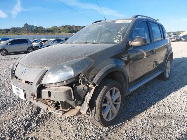 2013 RENAULT SANDERO 