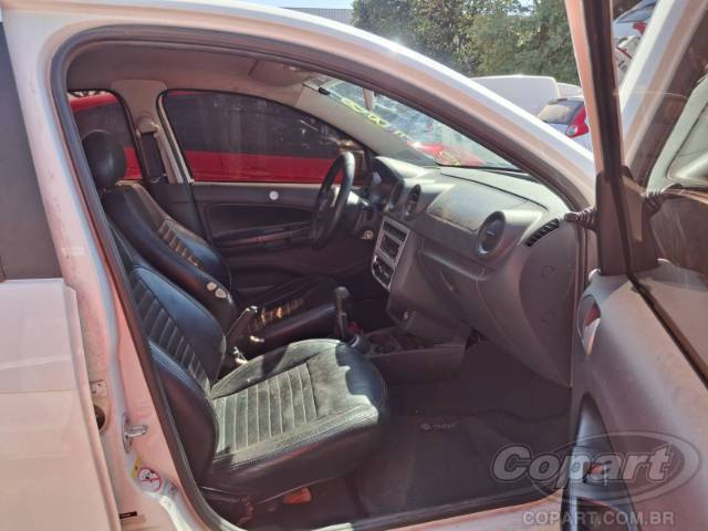 2015 VOLKSWAGEN GOL 