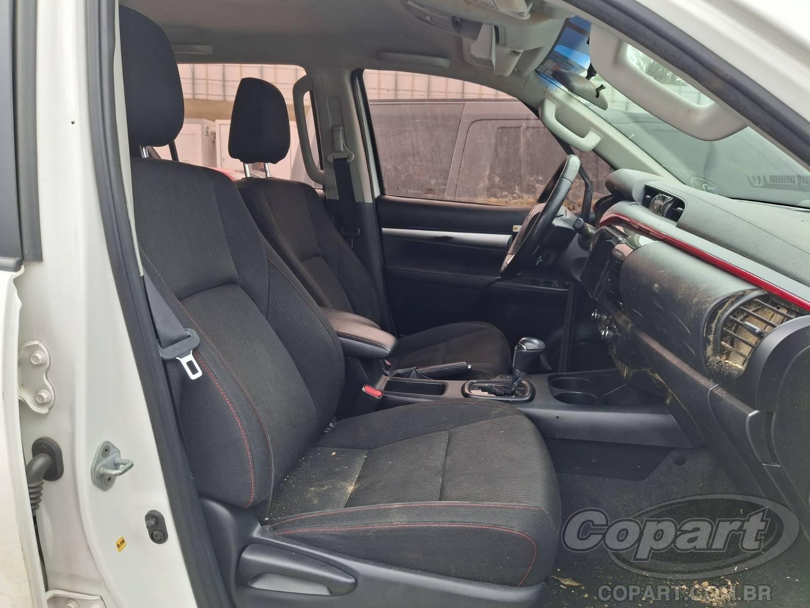 2018 TOYOTA HILUX CD — foto 5 de 15