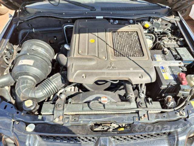 2010 MITSUBISHI PAJERO SPORT 