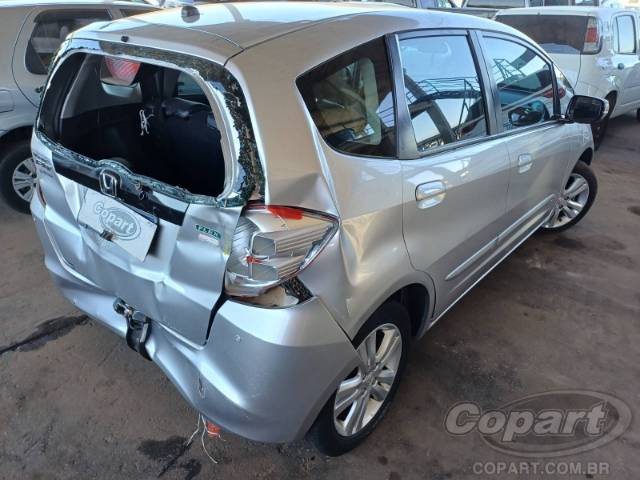 2011 HONDA FIT 