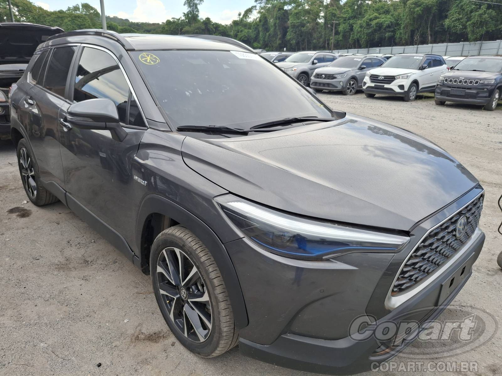 Toyota Corolla Cross SUV Pequenos