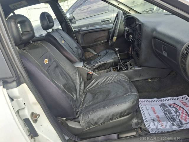 1995 CHEVROLET OMEGA 