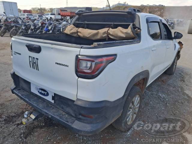 2025 FIAT STRADA CD 