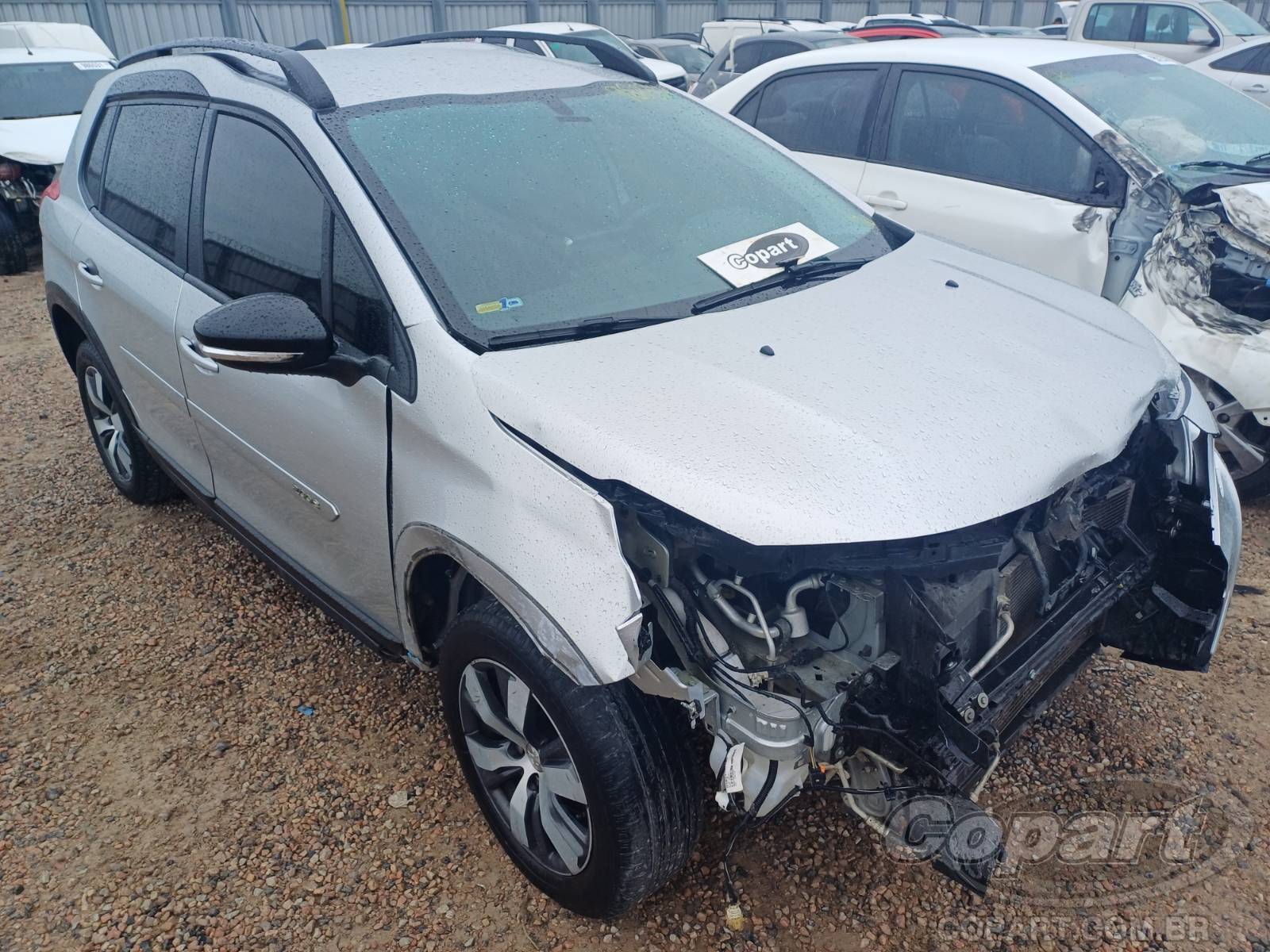 Peugeot 2008 Allure Pack 1.6 16V VVT 2020 Colisão Frontal