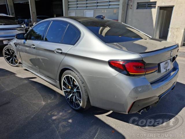 2022 BMW M5 