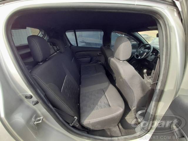 2025 RENAULT SANDERO 