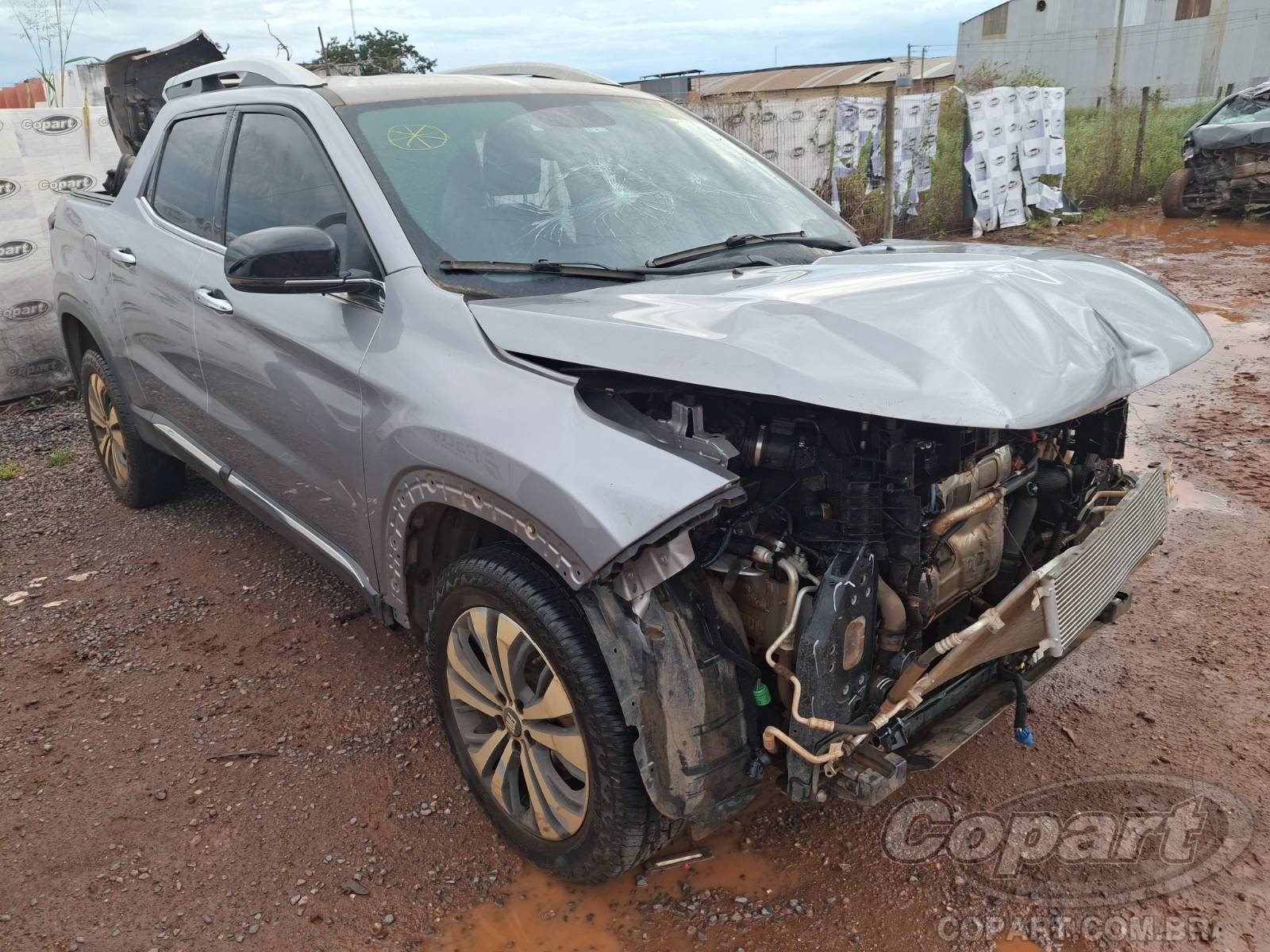 Veículo FIAT Toro Fiat Toro Volcano 2.0 MultiJet Turbo 2023 Colisão 2023 em leilão