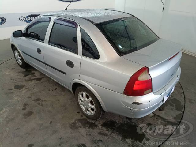 2005 CHEVROLET CORSA SEDAN 