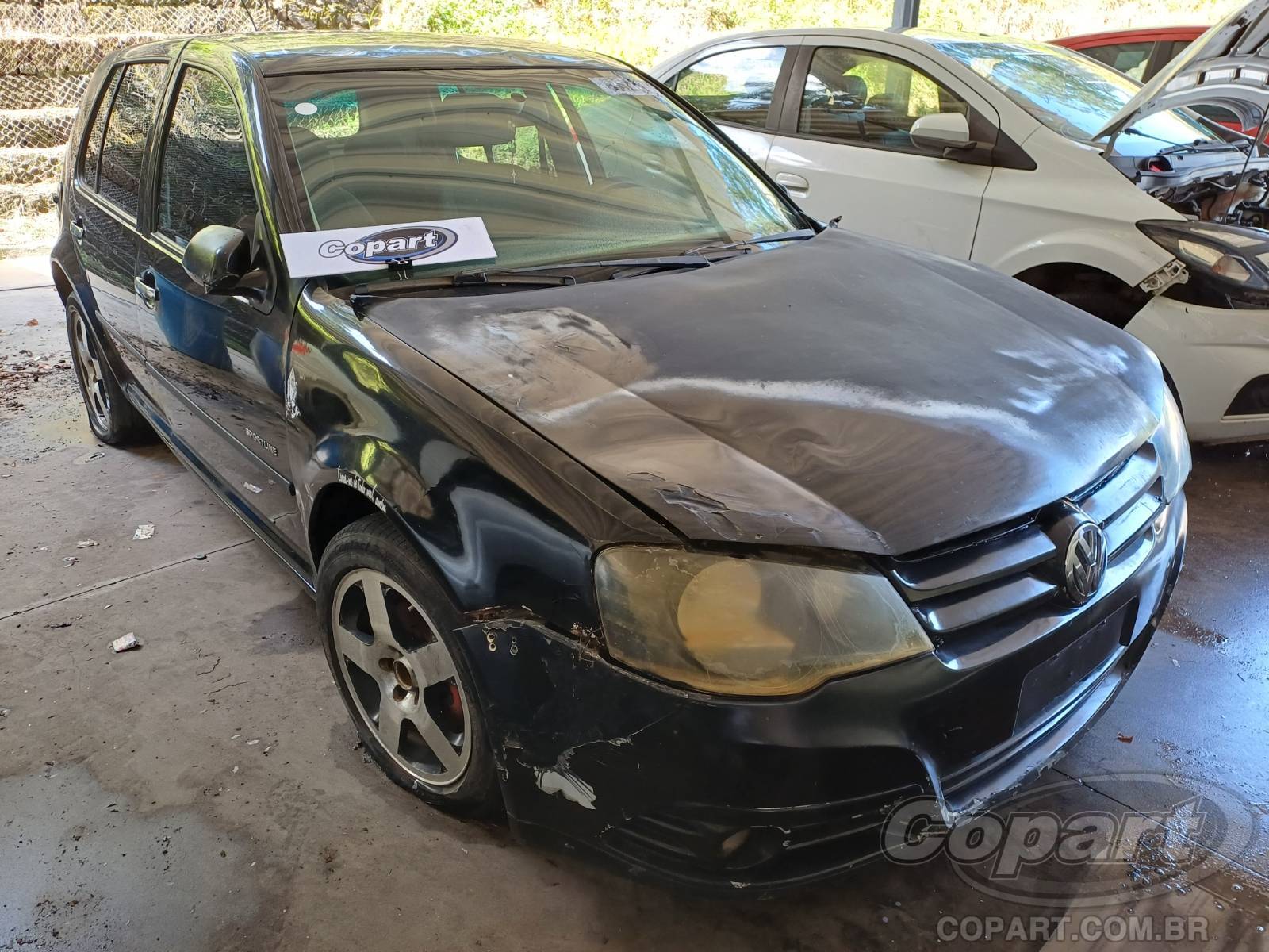 Veículo VW - VolksWagen Golf Volkswagen Golf 1.6 Total Flex 2010 Médio Dano, Remarcado 2010 em leilão