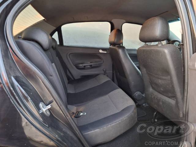2013 VOLKSWAGEN VOYAGE 