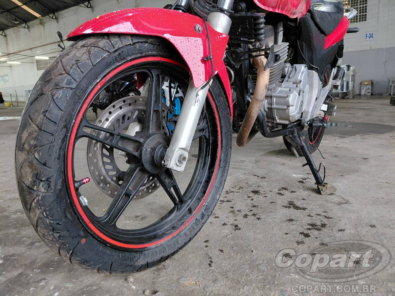 Foto 8 de 10: 2011 HONDA CB 300