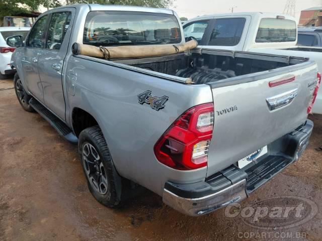 2022 TOYOTA HILUX CD 
