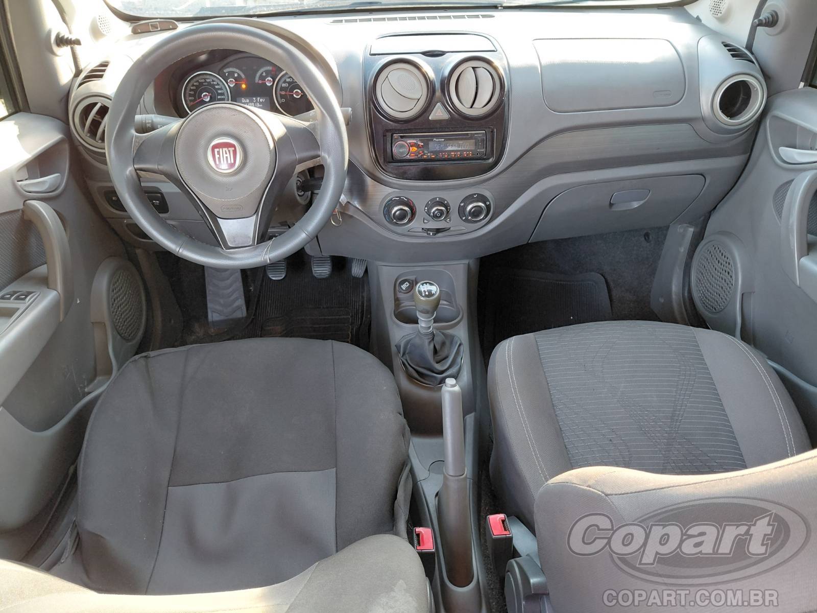 Foto 9 de 11: 2015 FIAT PALIO