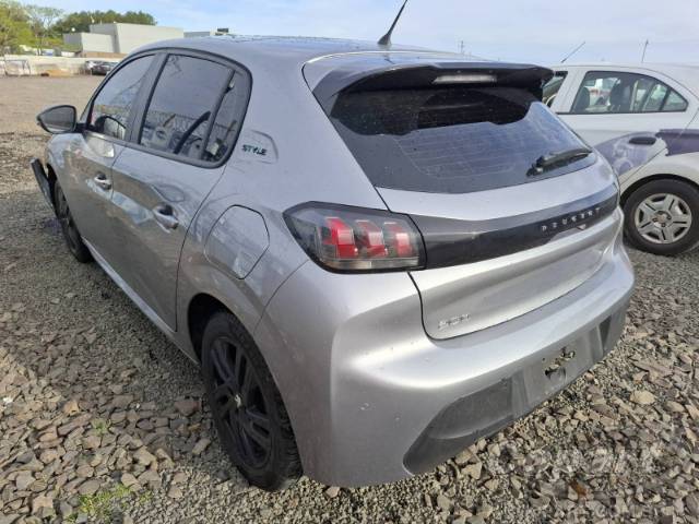 2024 PEUGEOT 208 