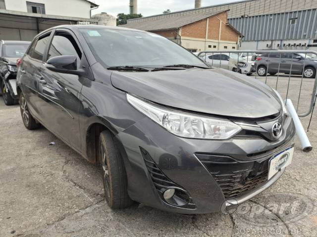 2021 TOYOTA YARIS 