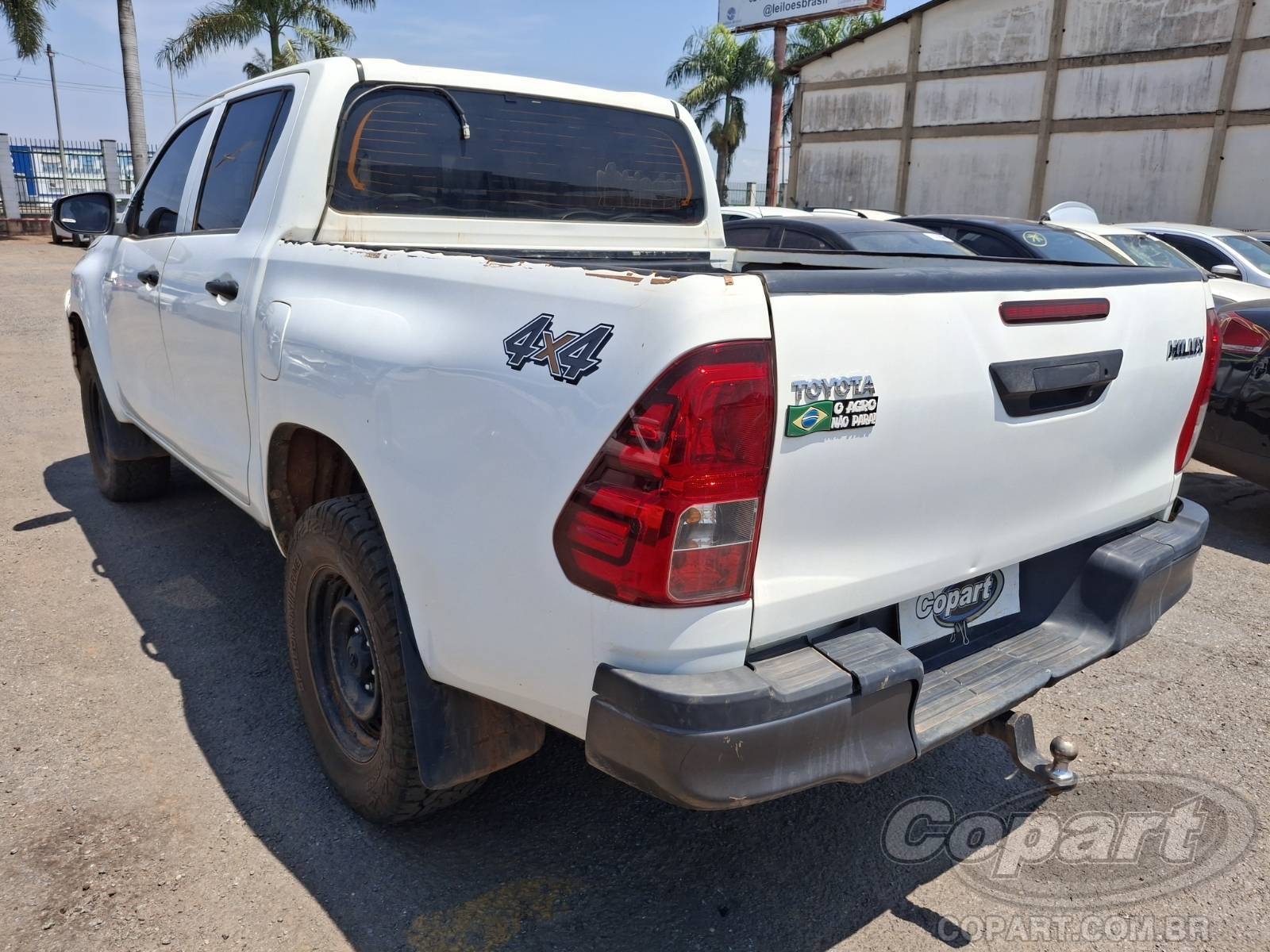 Foto 3: 2024 TOYOTA HILUX CD Hilux CD STD Power Pack 2.8 D-4D Turbo