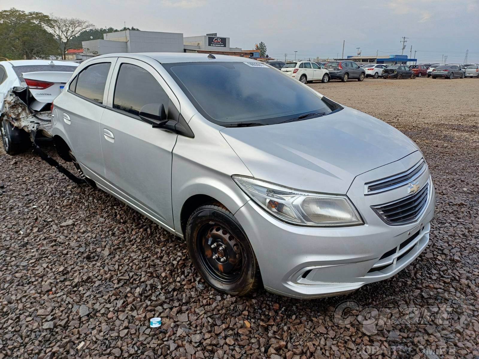Veículo GM - Chevrolet Onix CHEVROLET ONIX LT 1.0 SPE 2015 2015 em leilão
