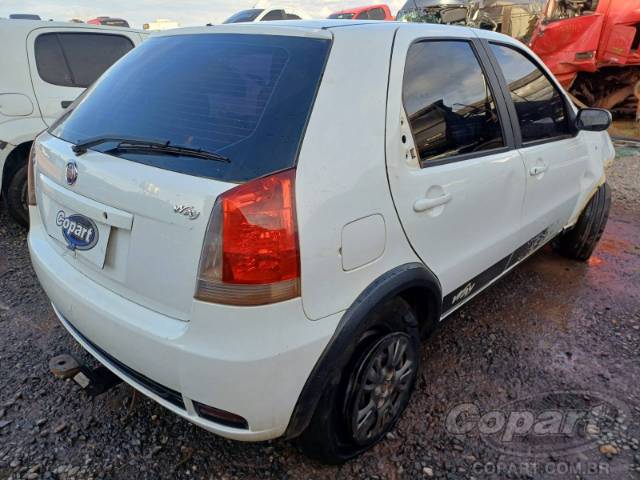2015 FIAT PALIO 