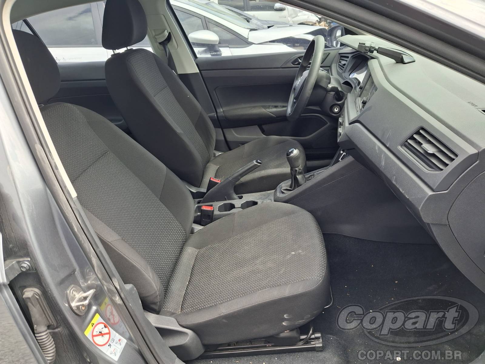 2021 VOLKSWAGEN VIRTUS — foto 5 de 13