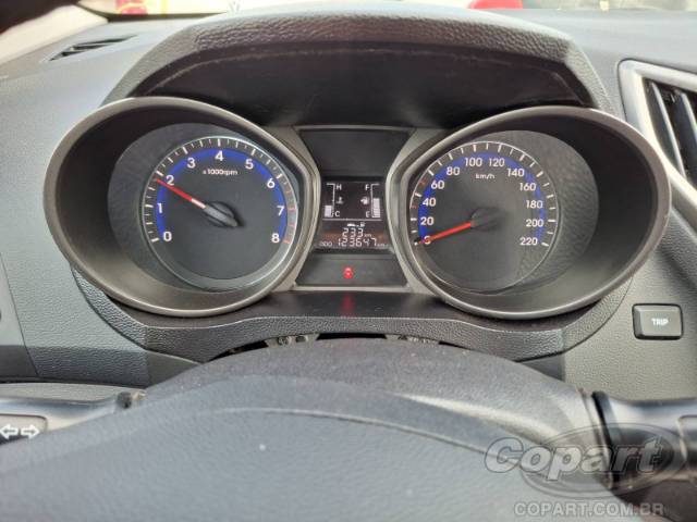 2015 HYUNDAI HB20S 
