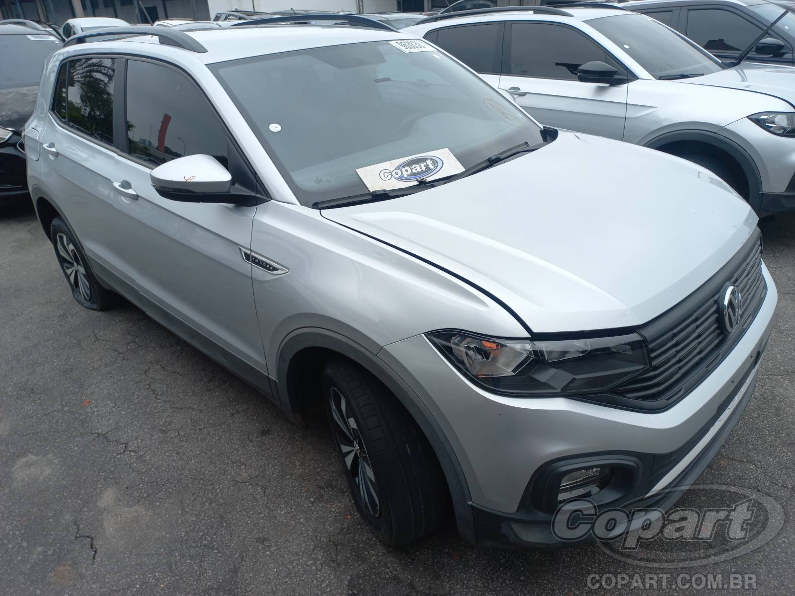 Veículo VW - VolksWagen T-Cross VOLKSWAGEN T-CROSS SENSE 200 AT 1.0 12V TSI TURBO 2020 2021 em leilão