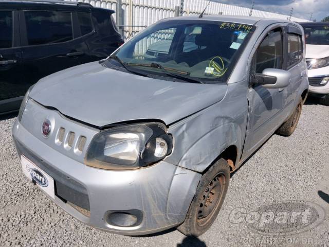 2016 FIAT UNO 