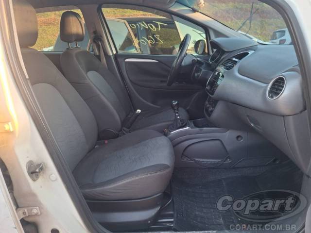 2014 FIAT PUNTO 