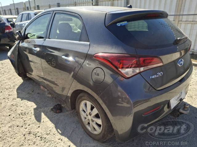 2014 HYUNDAI HB20 