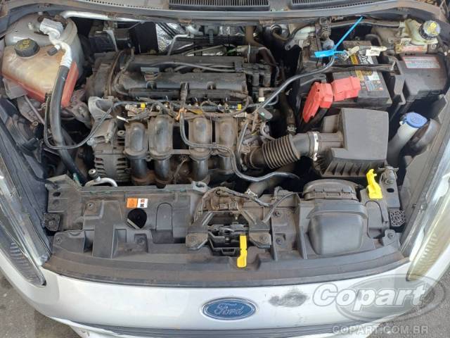2015 FORD FIESTA 