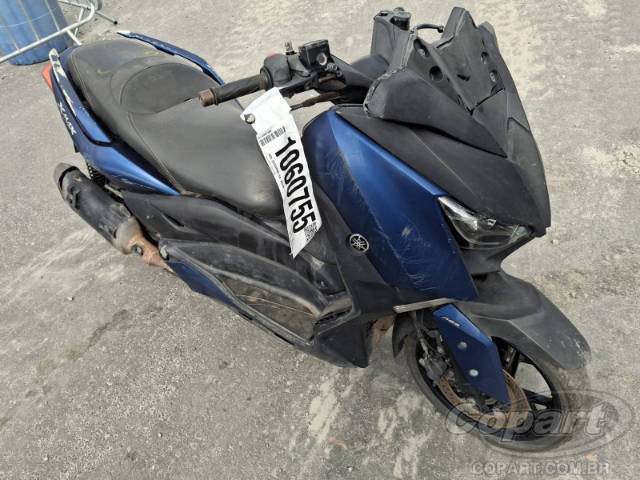 2021 YAMAHA XMAX 