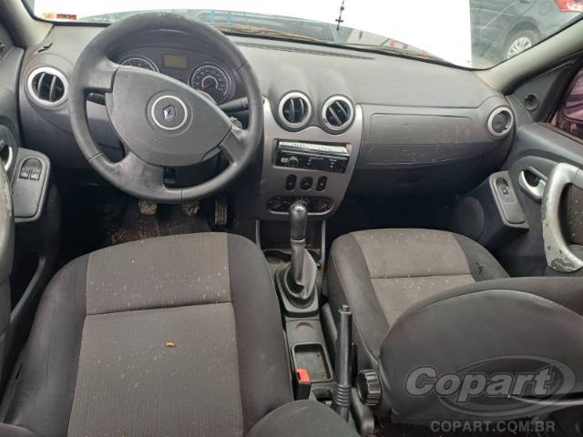 2011 RENAULT LOGAN 