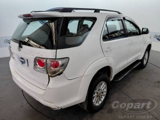 2013 TOYOTA HILUX SW4 