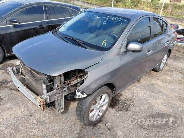 2013 NISSAN VERSA 